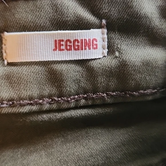 Arizona, Size 1, olive green Jeggings. - Picture 6 of 6